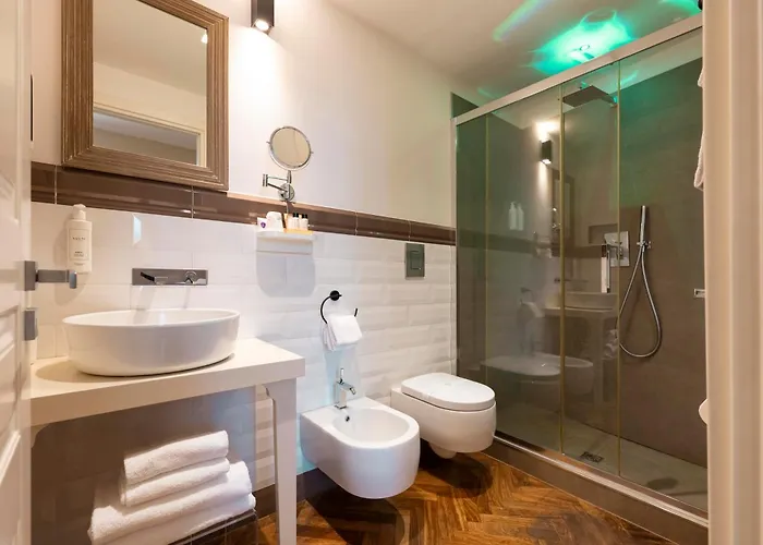 Vanity Navona 2*